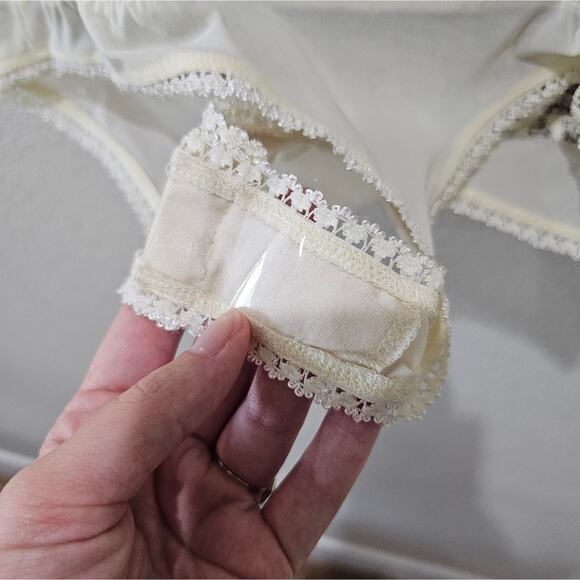 NWT Free People Weekend Plans Bodysuit Size Small - Picture 13 of 13